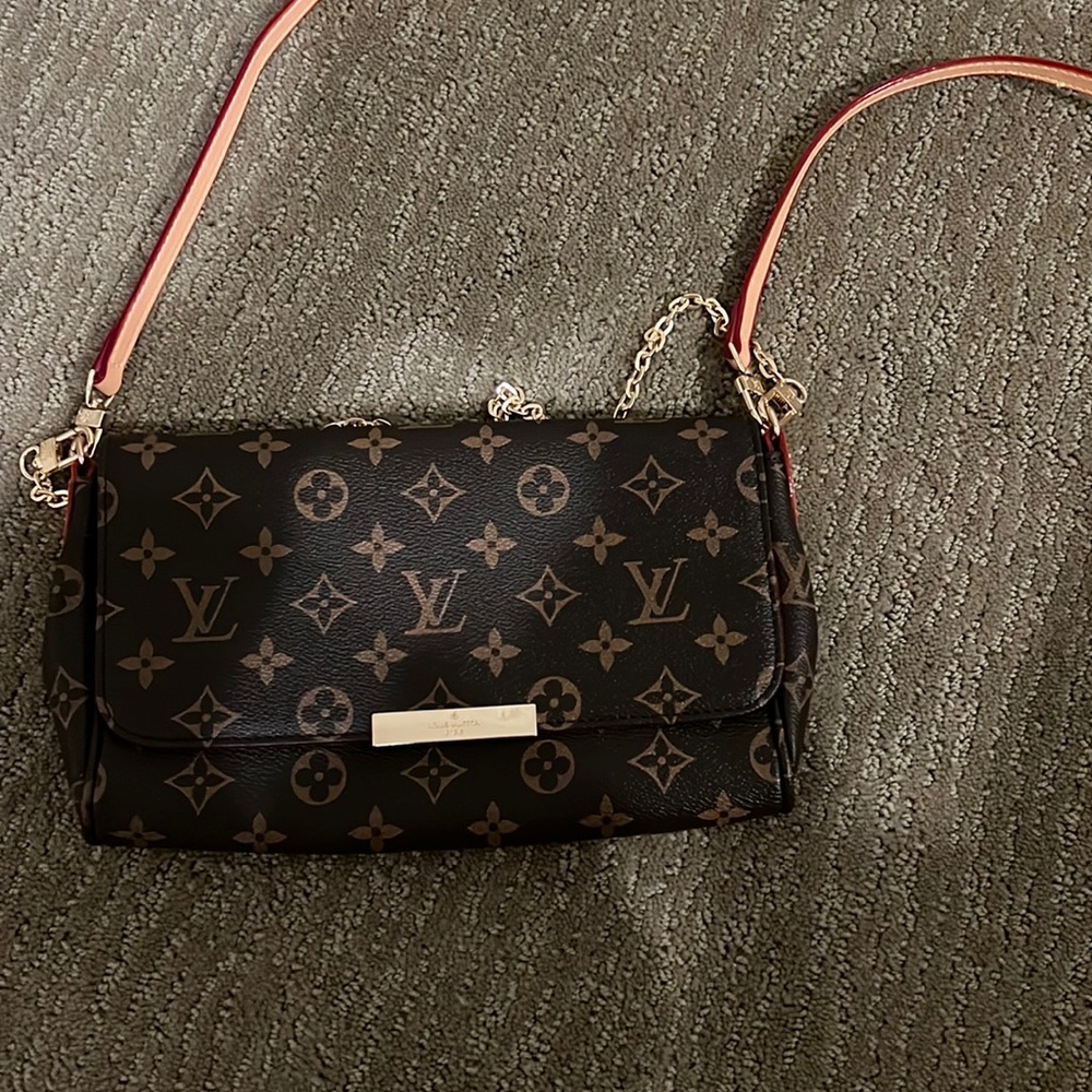 Womens purse